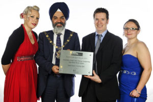 ਬੱਕਸ ਸਪੋਰਟਸ ਵਲੋਂ ਕਰਵਾਏ ਗਏ ਐਵਾਰਡ ਸਮਾਰੋਹ ਦੌਰਾਨ ਸਾਊਥ ਬੱਕਸ ਕੌਂਸਲ ਨੇ ਇਨਾਮ ਹਾਸਲ ਕੀਤਾ